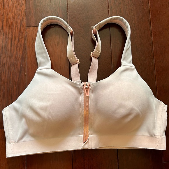 Victoria’s Secret Sports Bra - Picture 1 of 5